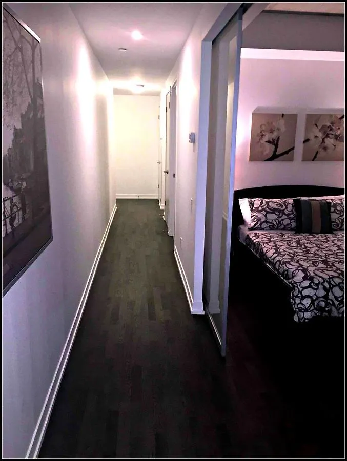 Pelicanstay In Toronto Fashion District